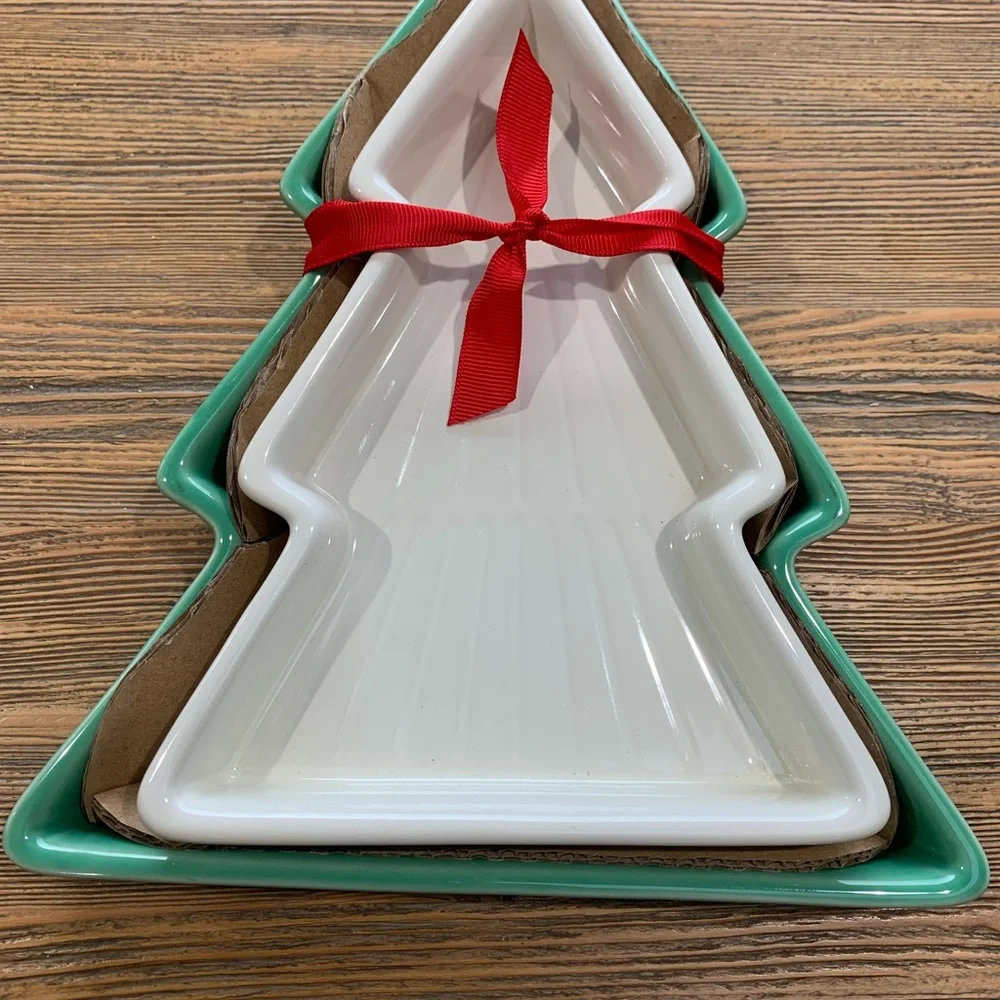 Hallmark Christmas Tree Serveware Set - Green and White
